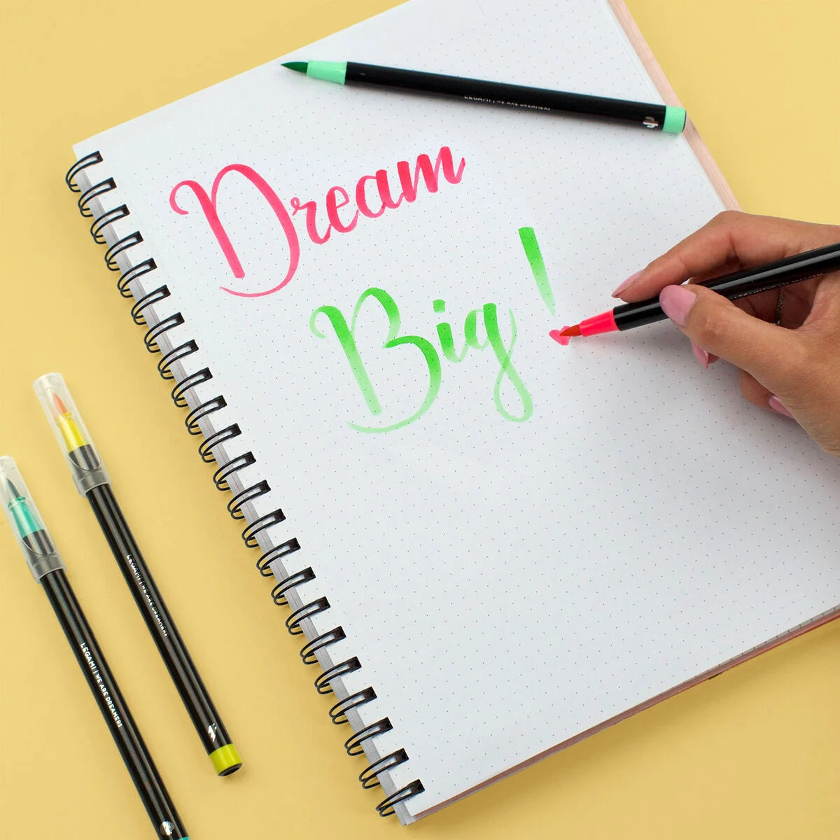 Legami Milano - Set di 12 Pennarelli con Punta Pennello Pastel Colours - Brush Markers