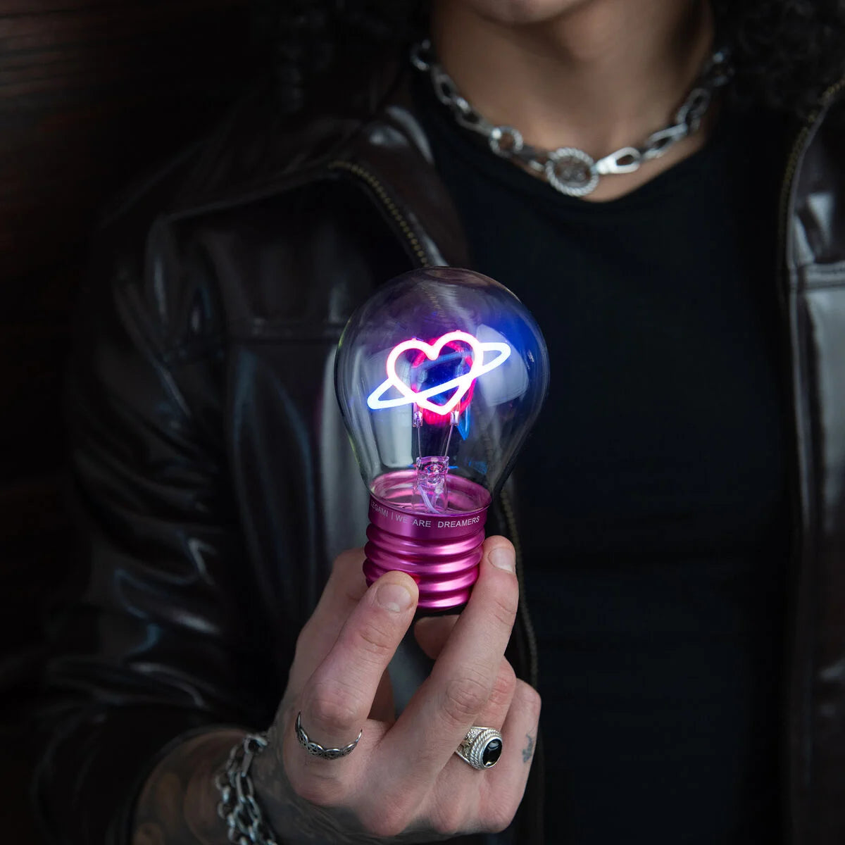 Legami Milano - Lampada Decorativa da Tavolo a Forma di Lampadina - Love is in the Air o Heart  - Bulb Fiction