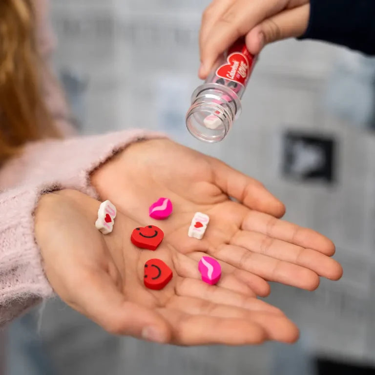 Colourbook 20 gommine In Love in provetta